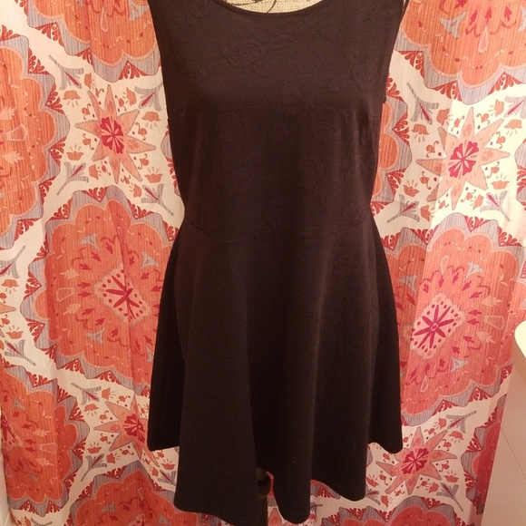 Connection 18 "little black dress"  Size L - Picture 2 of 6